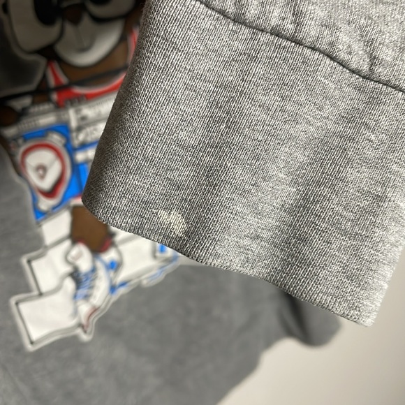 New Look Graphic Crew Neck Sweater - Picture 6 of 7